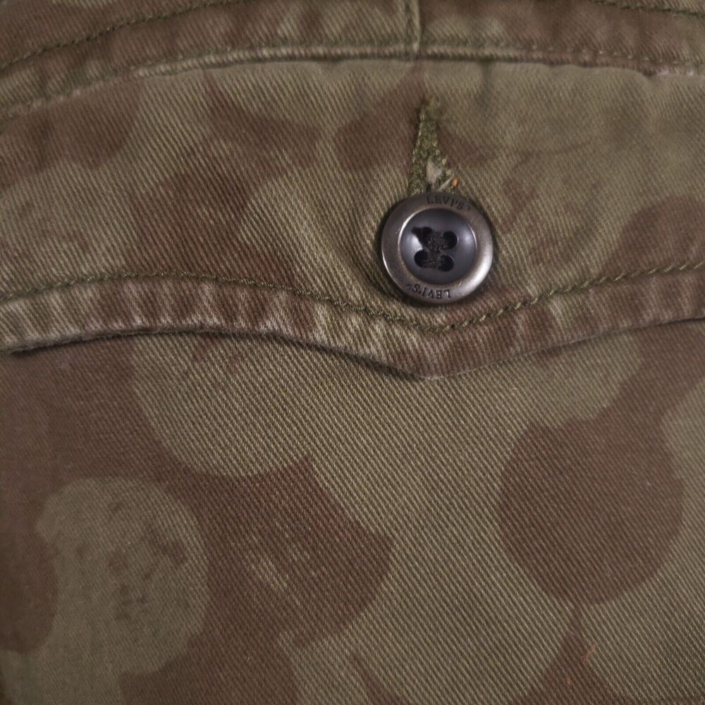 Levi's Cargo Shorts Mens 33 Green Camouflage Type Casual Outdoors - Picture 11 of 14